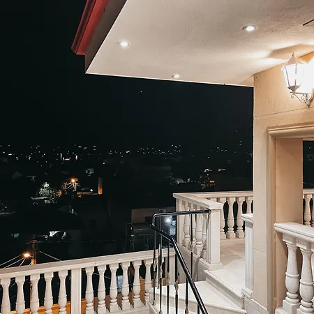 Amansar Boutique Отель Тирана