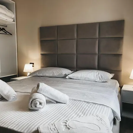 Amansar Boutique * Τίρανα