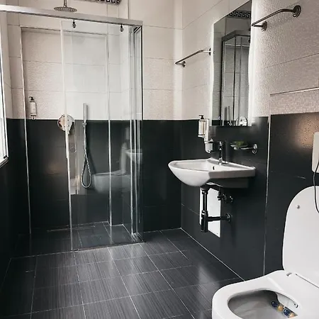 Amansar Boutique Ξενοδοχείο Τίρανα